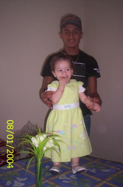 Aya et youssef la fille de ca soeur